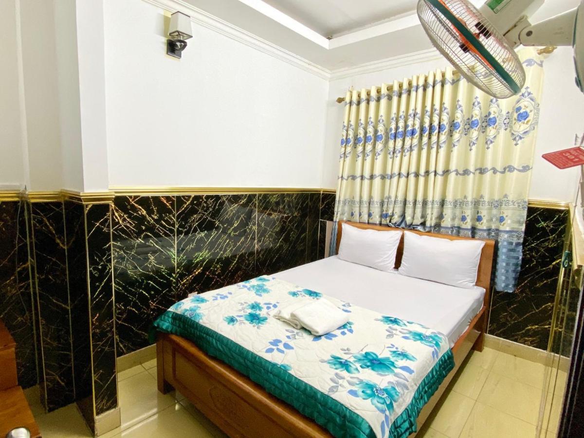 Ngoc Trinh Hotel Ho Chi Minh-stad Buitenkant foto