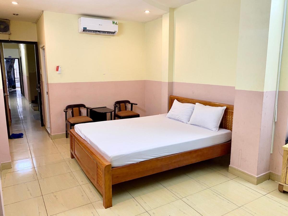 Ngoc Trinh Hotel Ho Chi Minh-stad Buitenkant foto