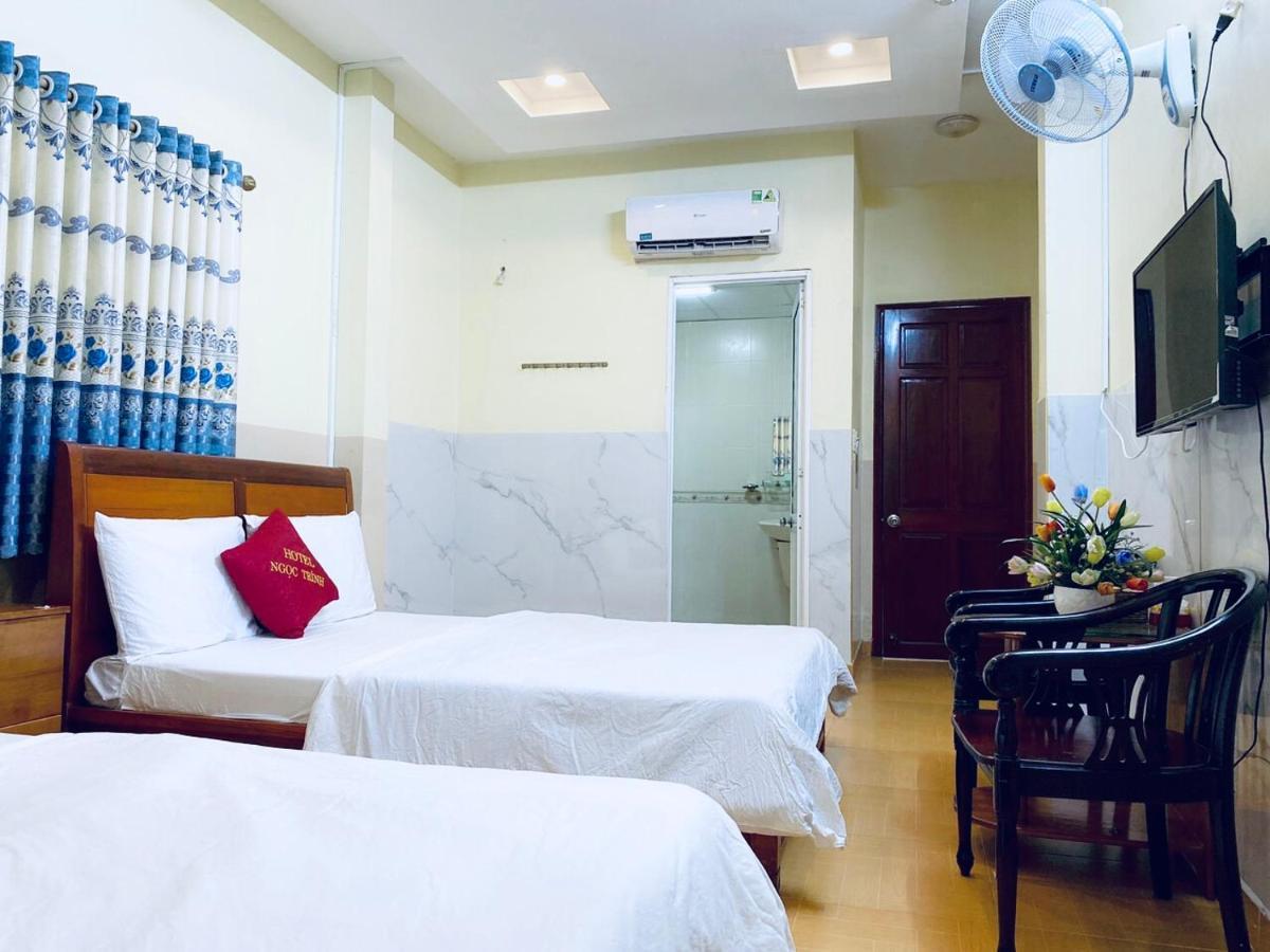 Ngoc Trinh Hotel Ho Chi Minh-stad Buitenkant foto